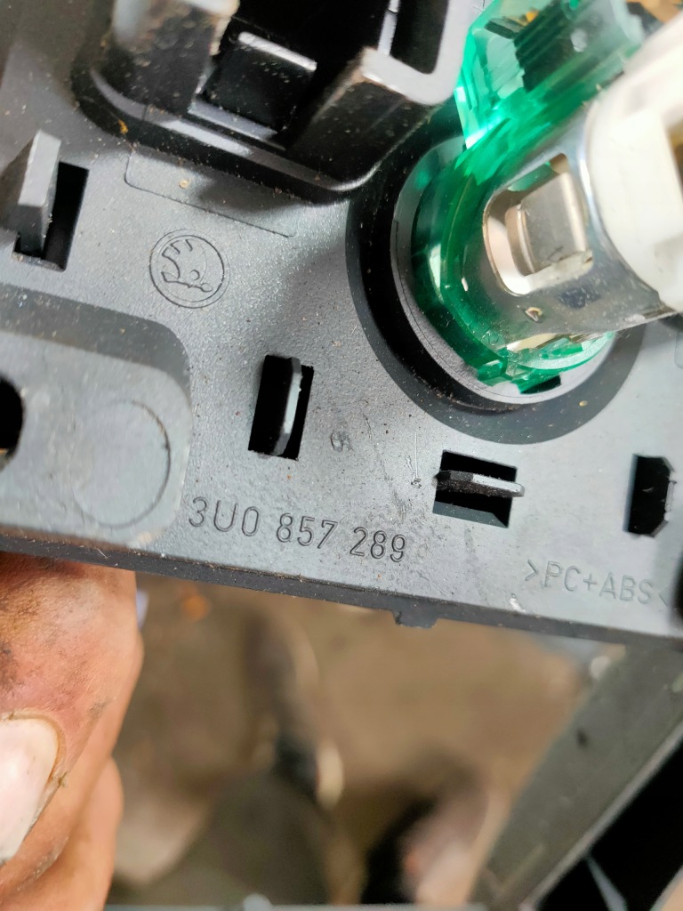 фото №5, Захист тунель skoda superb i 3u0857289