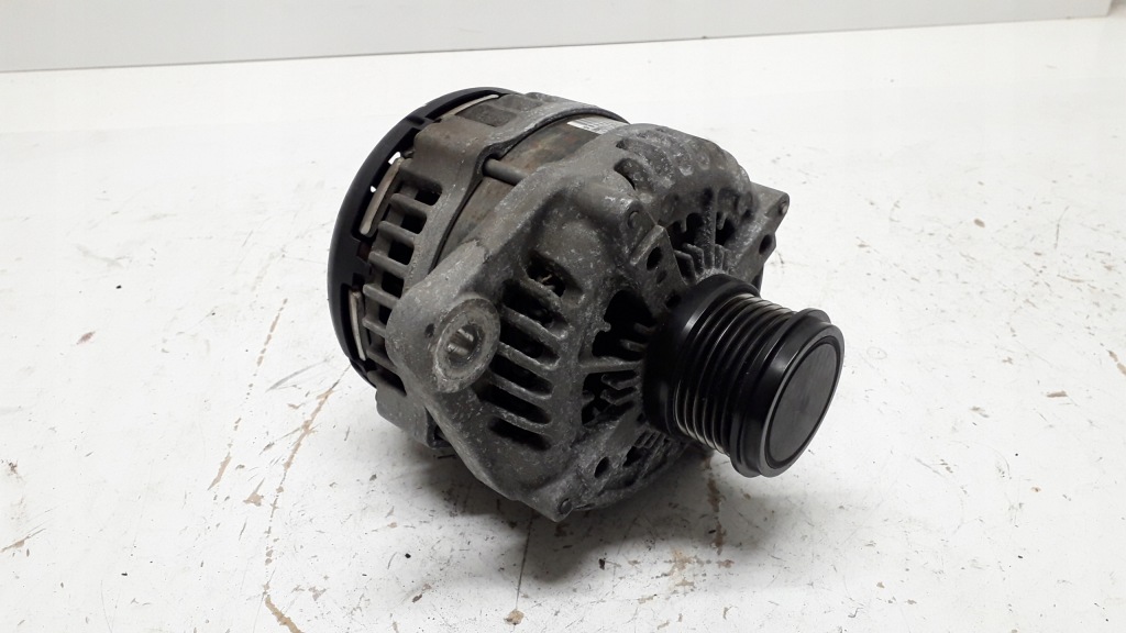 Alfa romeo stelvio генератор 50536692 c758 180a Оригінал