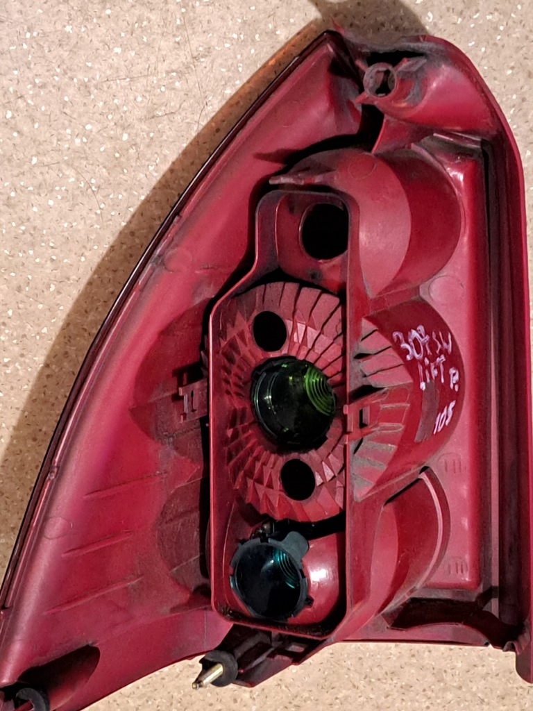 фото №7, Peugeot 307 sw lift лампа права задня x105