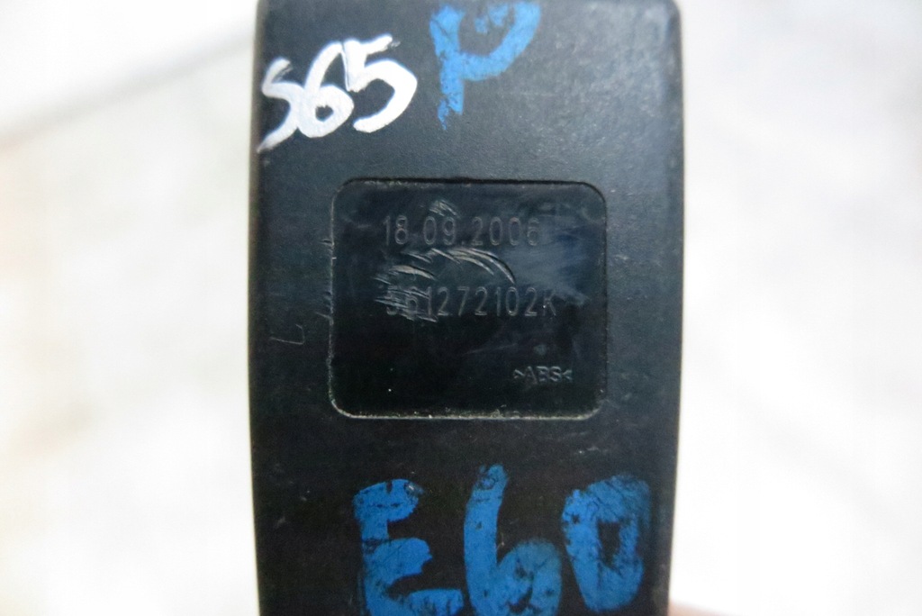 фото №6, Bmw e60 e61 натягувач кліпса права поперечина безпеки правий перед