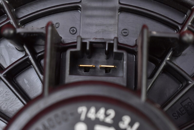 фото №8, Воздуходувка вентилятор обдув eu 194000-7442 honda legend 4 iv 04-12