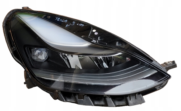Купити Tesla 3 3 рестайлінг  фара led правий 1514953-00-c