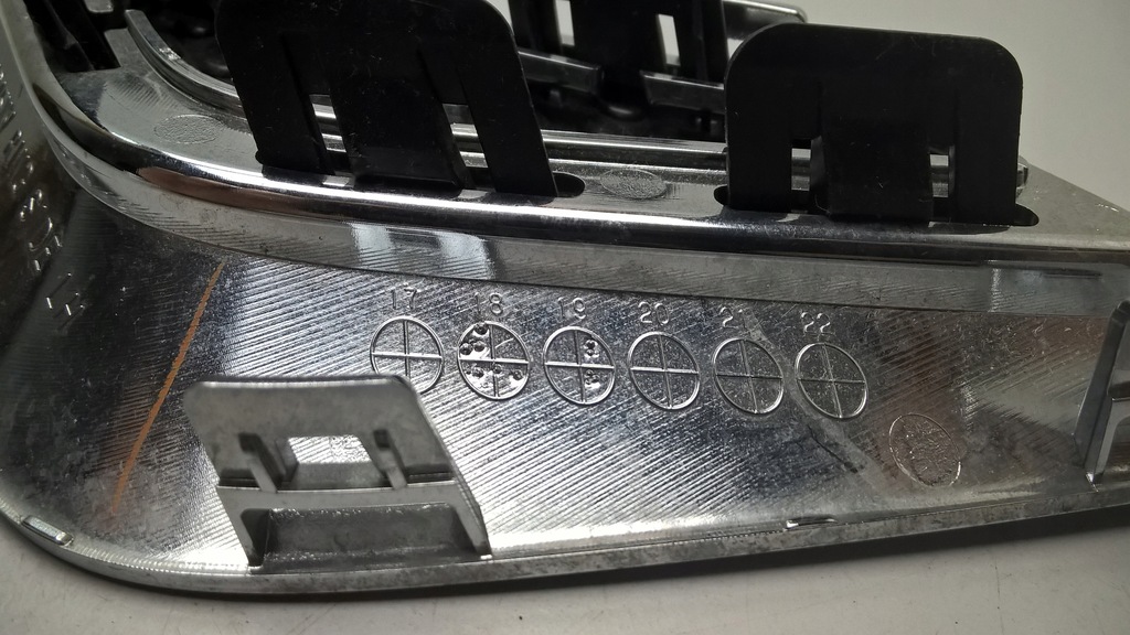 фото №8, Outlander lift 2015- решётка левая бампера перед оригинальный номер