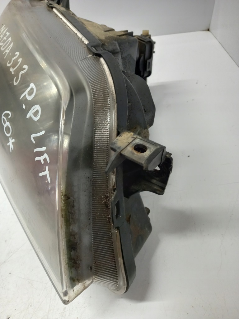 фото №4, Лампа правый перед mazda 323 lift