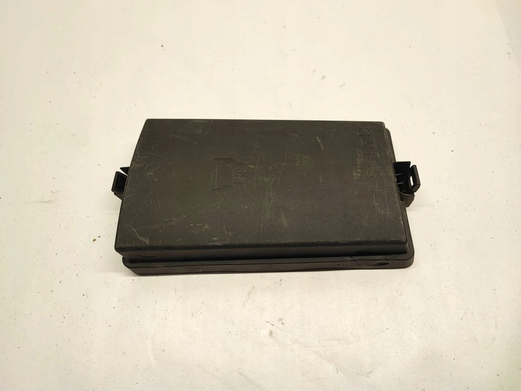 фото №7, Кришка коробка запобіжників vw jetta mk7 5q0937132 1.4l бензиновий 110kw