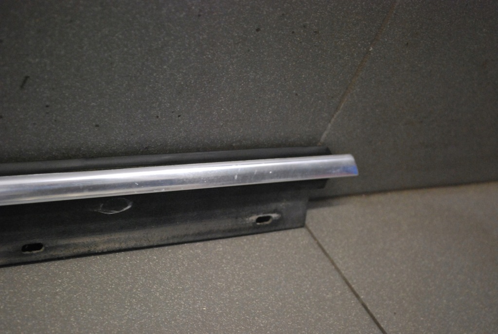 фото №8, Молдинг уплотнитель правый перед a6 c5 4b0853284j