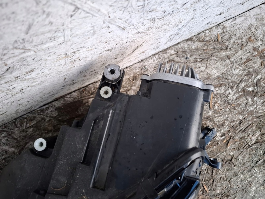 фото №10, Audi a4 b9 2016-20 rok 8w0941033 лампа левая full led комплектная