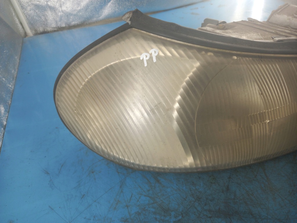 фото №2, Фара правый ford mondeo mk2 96-00r