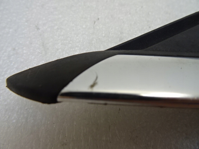 фото №7, Peugeot 5008 левая заглушка треугольник крыла передний перед 96859483xt