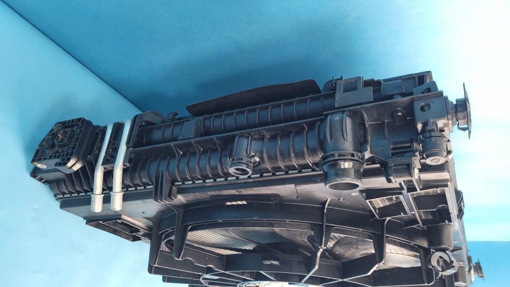 Bmw x3 g01 lci sdrive30i 23r радіатор вентилятор 8686170 9797807 8642747 Зі Шроту