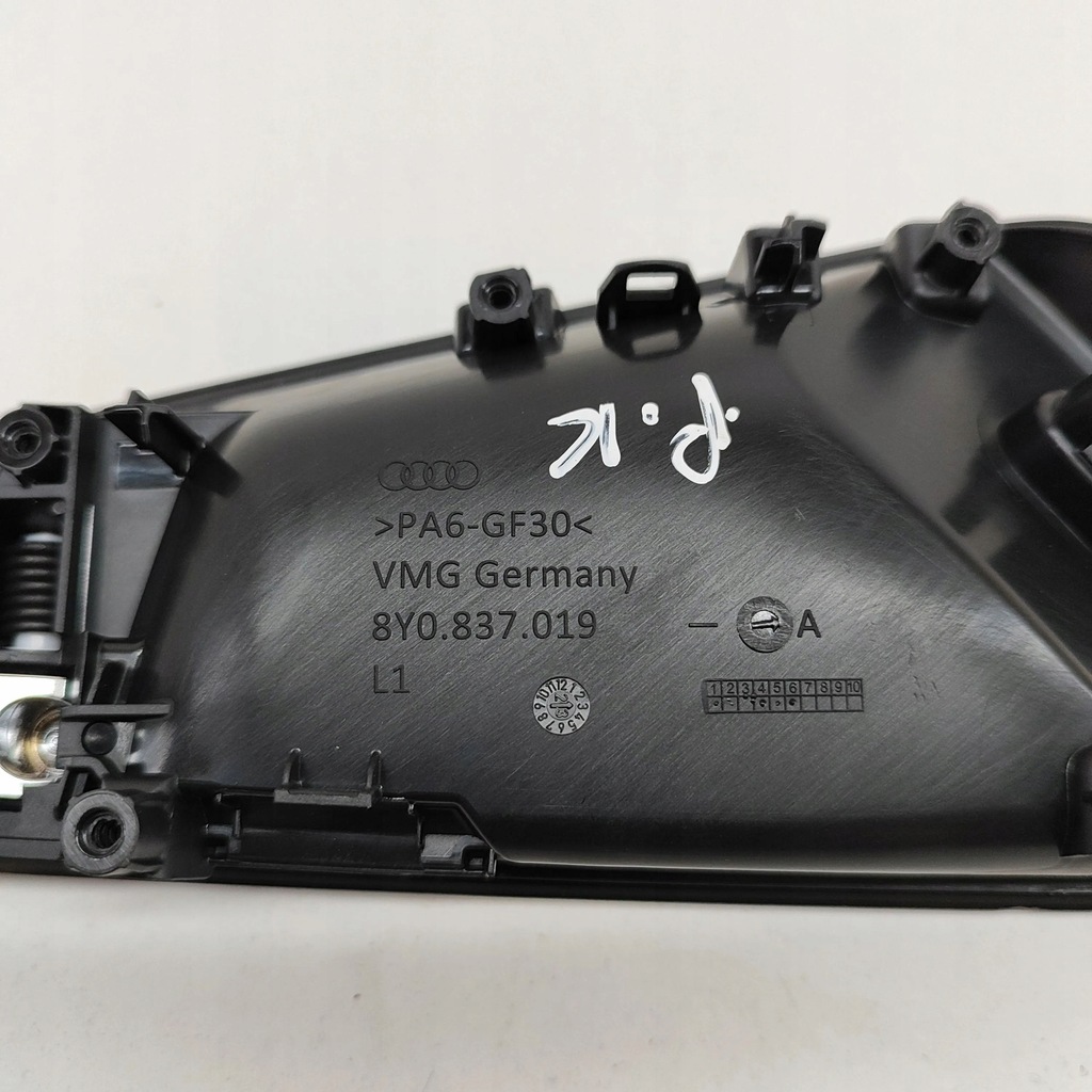 фото №6, Audi a3 8y 2023 перед сторона ліва ручка внутрішня двері