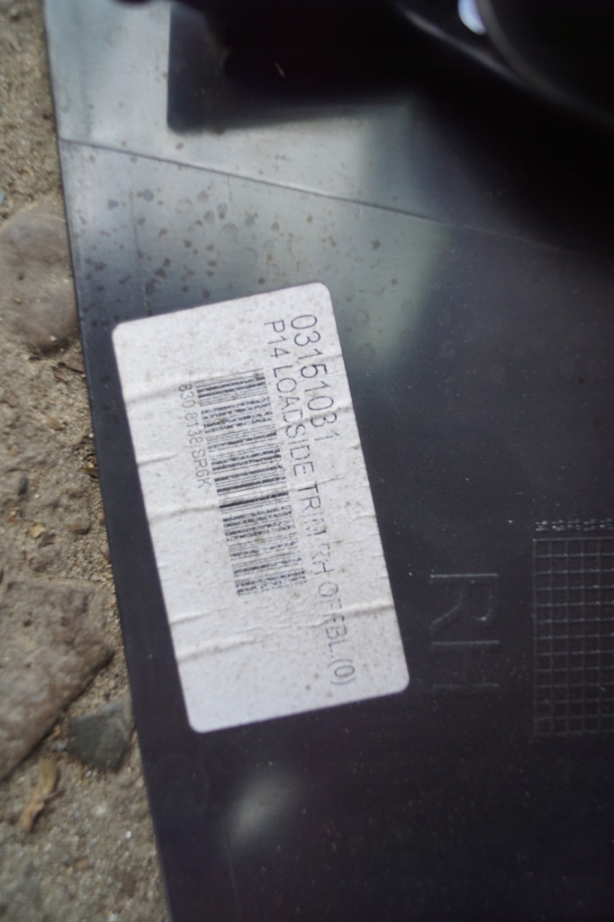 фото №11, Обшивка багажника правый volvo c30