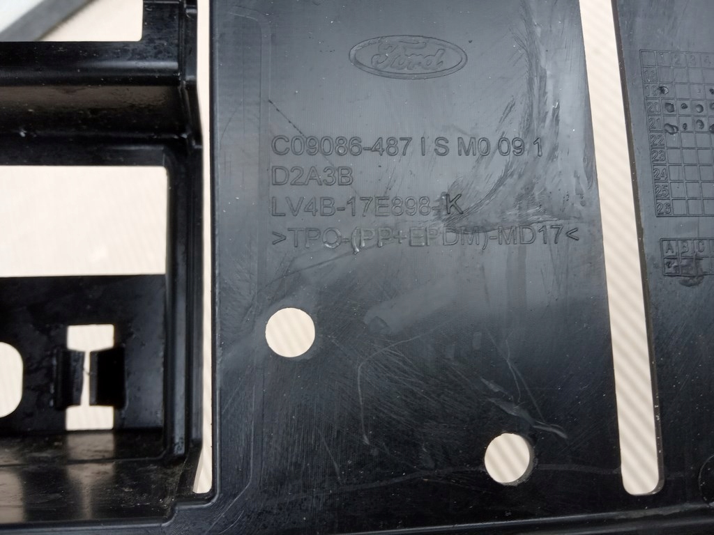 Ford kuga mk3 19-23- абсорбер бампера перед lv4b-17e898-k с Разборки