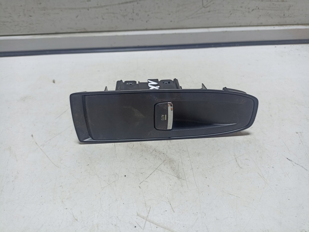 фото №1, Subaru xv lift кнопка подъёма стекло правый