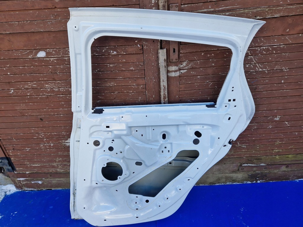 фото №2, Zoe дверь задняя задние перламутр