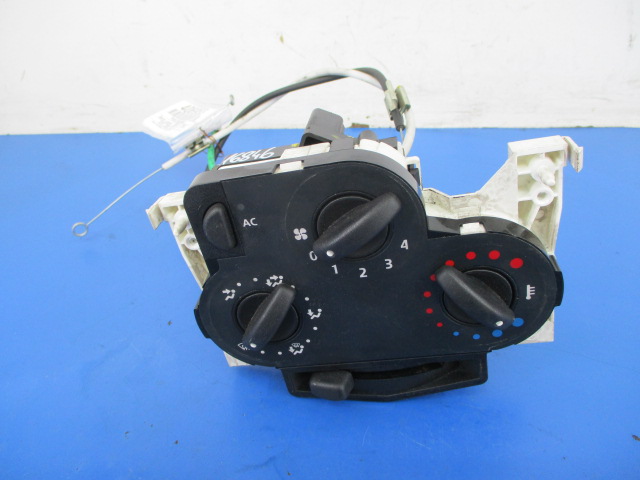 фото №1, Dacia logan lift панель обдув кондиціонера