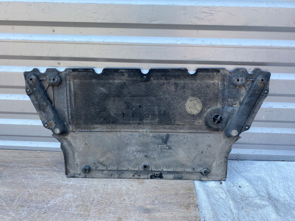 Купить Накладка плита под двигатель audi a4 b9 8w0863821b