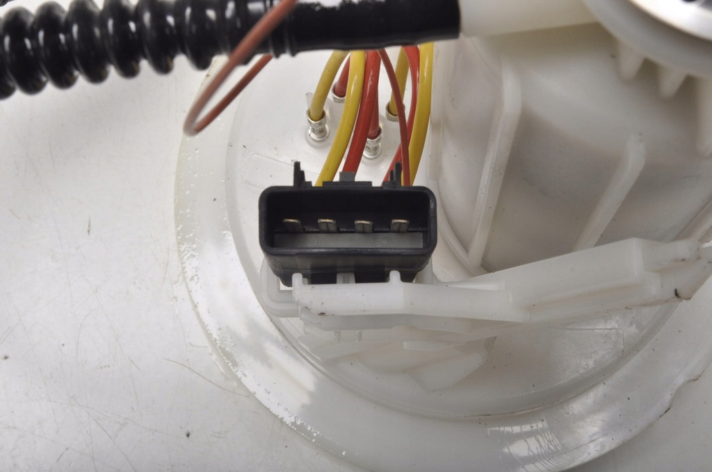 фото №8, California 4.3 насос топлива 0580314281 237262