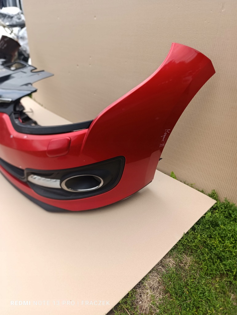 Бампер передний перед противотуманные фары tennp renault megane 3 2 рестайлинг Недорого