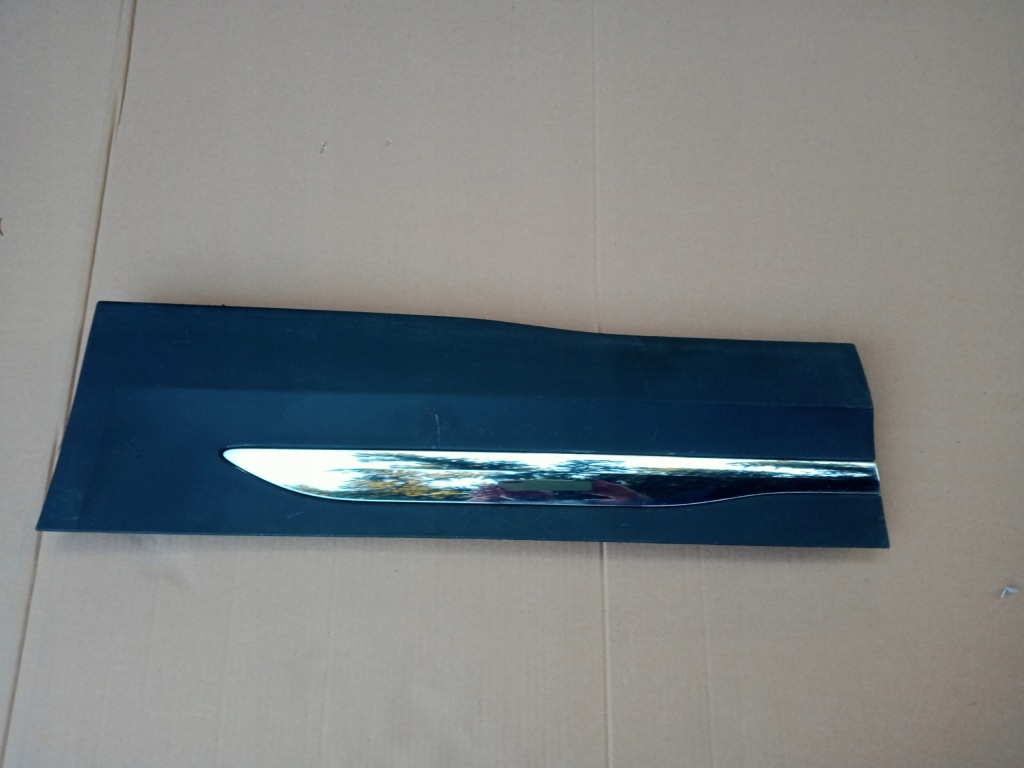 Купити Mercedes gla glb w247 ліва молдинг двері задній хром 2019r