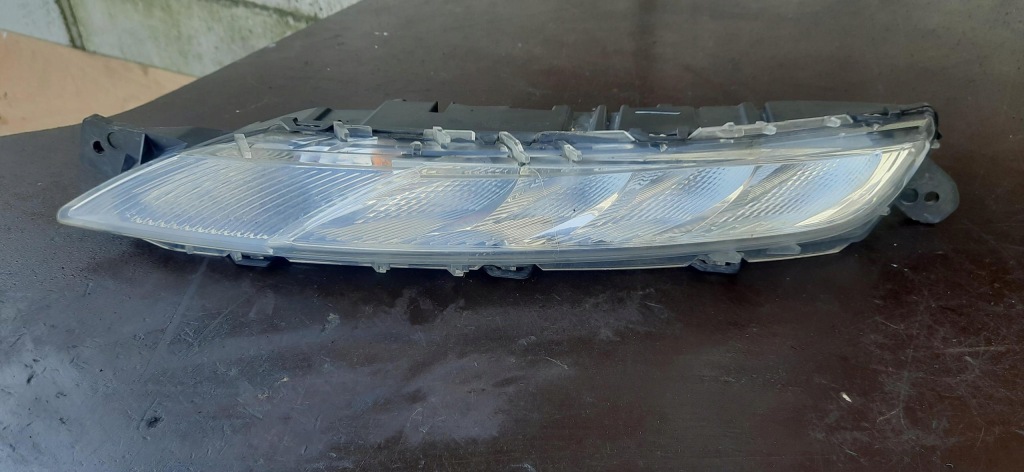 Купити Фара led drl лівий перед citroen c4 grand picasso 2 9676036380