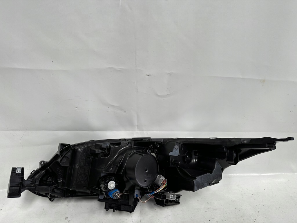 фото №5, Лампа права full led mitsubichi eclipse cross