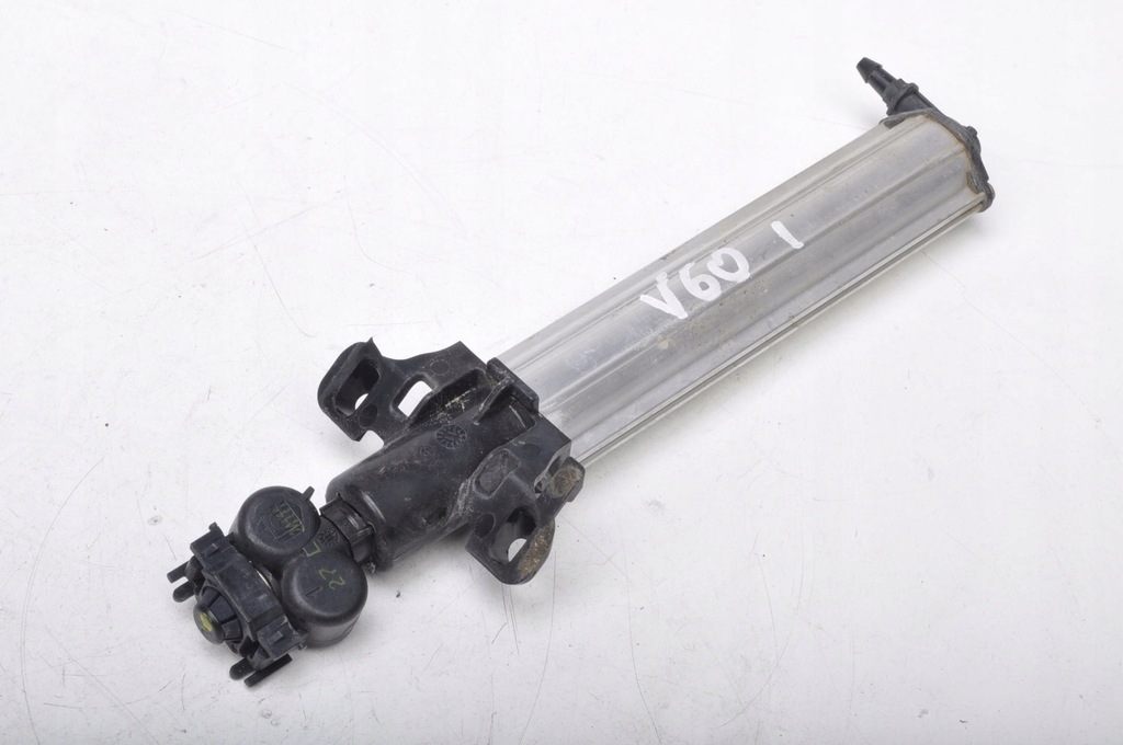 фото №1, Volvo s60 ii v60 помпа омивач фара 1308457