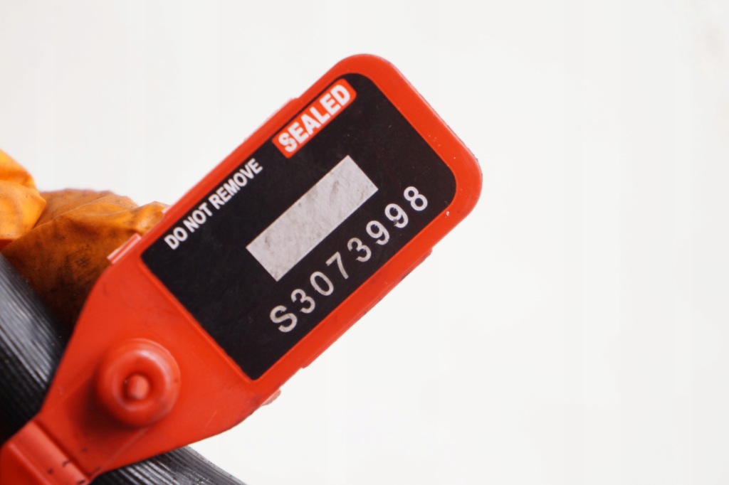 Volvo s60 2 v60 1 шланг паливний датчик пального дроти 31405791 Недорого