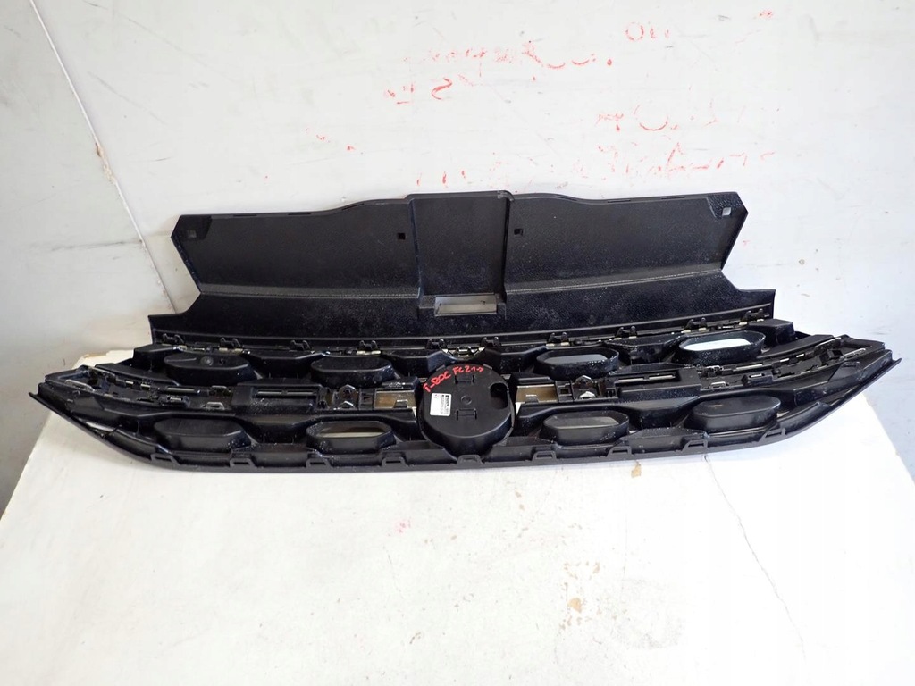 фото №3, Решітка радіатора vw t-roc lift 2021- r-line 2ga853653h