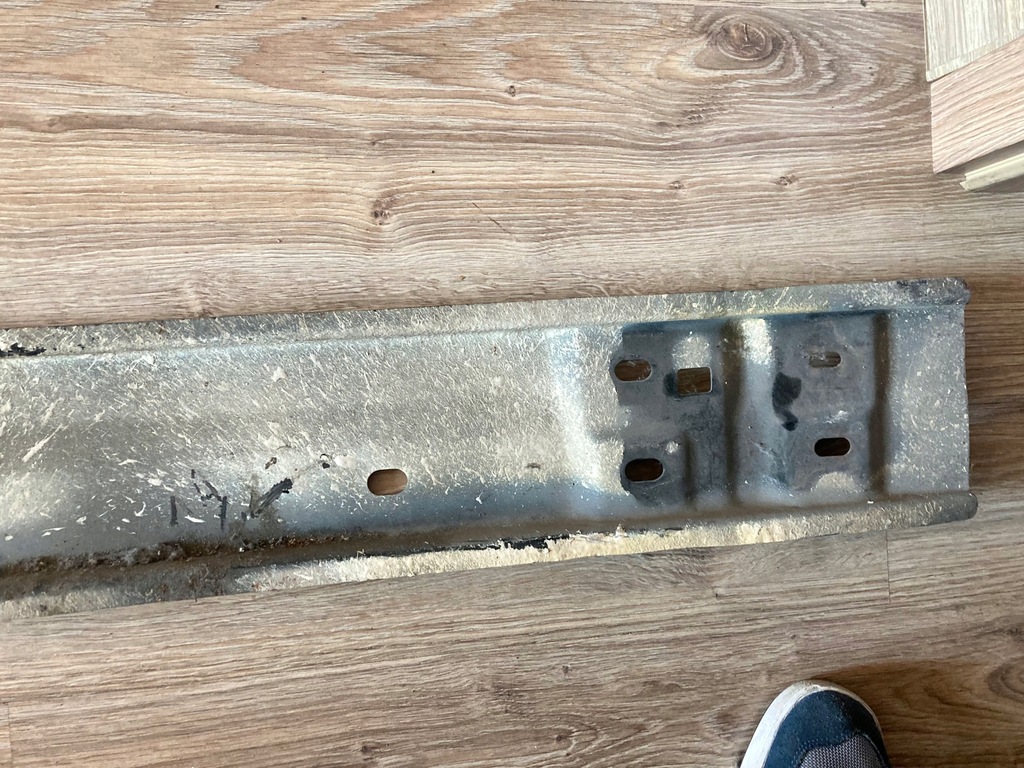 фото №6, Балка pod бампер задня toyota avensis iii