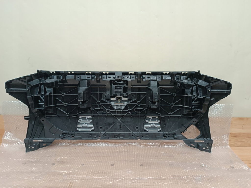 фото №8, Audi q4 e-tron решётка радиатора решётка радиатора + каркас усилитель 89a853651