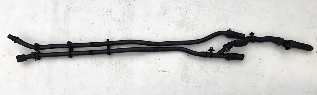 фото №1, Jaguar f-pace гибрид 2.0 wąż шланг трубки