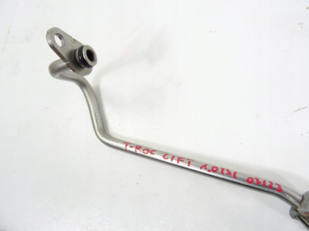 фото №6, Vw t-roc lift шланг трубка масляна 04c145140c 1.0 tsi 2021