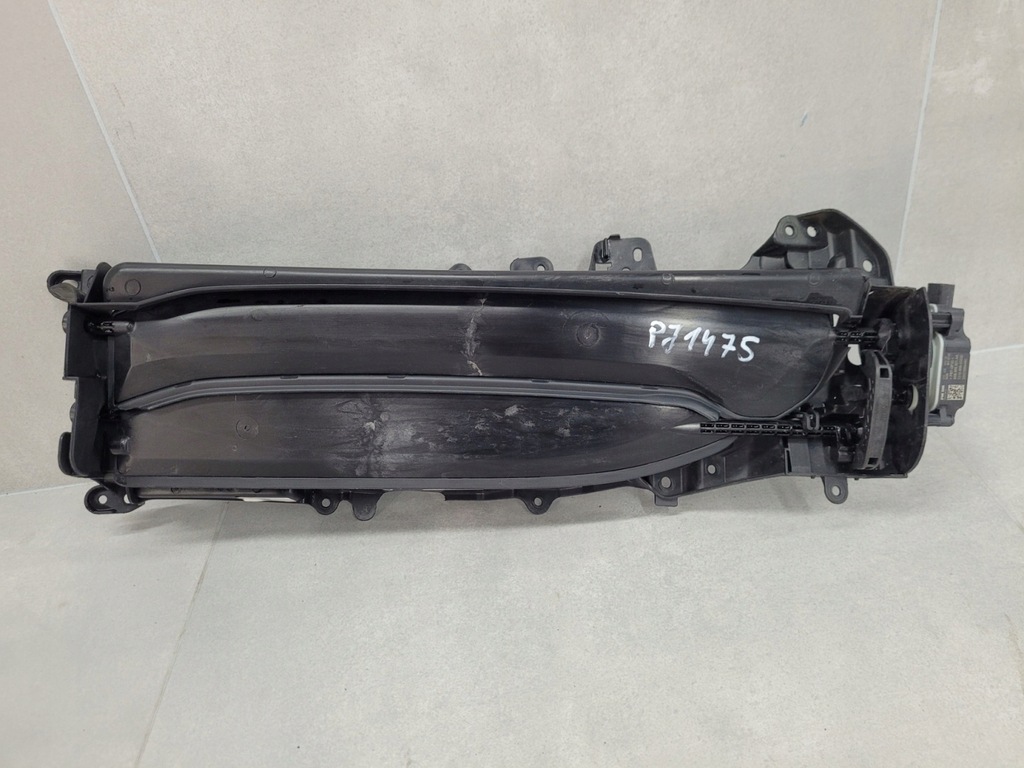 фото №10, Повітропровід шторка жалюзі повітря ліва porsche taycan 9j1 19-