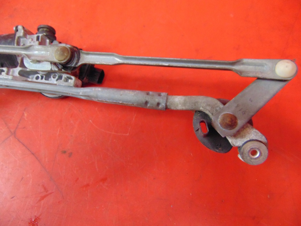 фото №11, Prius 2 ii w20 механизм дворник перед eu