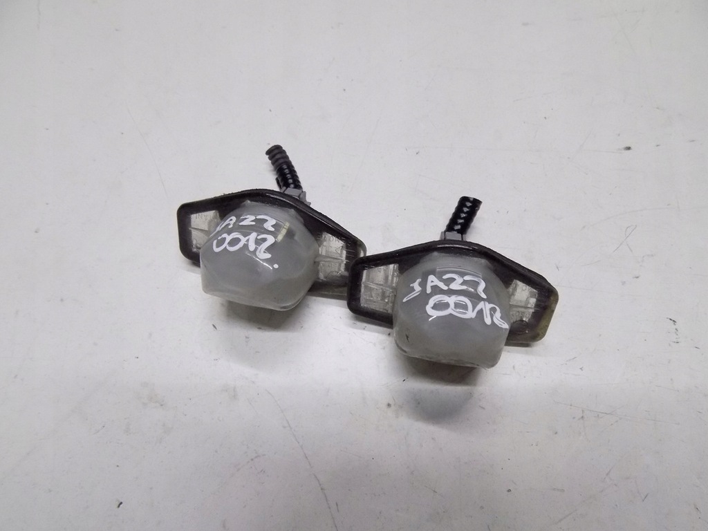 фото №13, Honda jazz iii 08- лампа номерного знака регистрационный