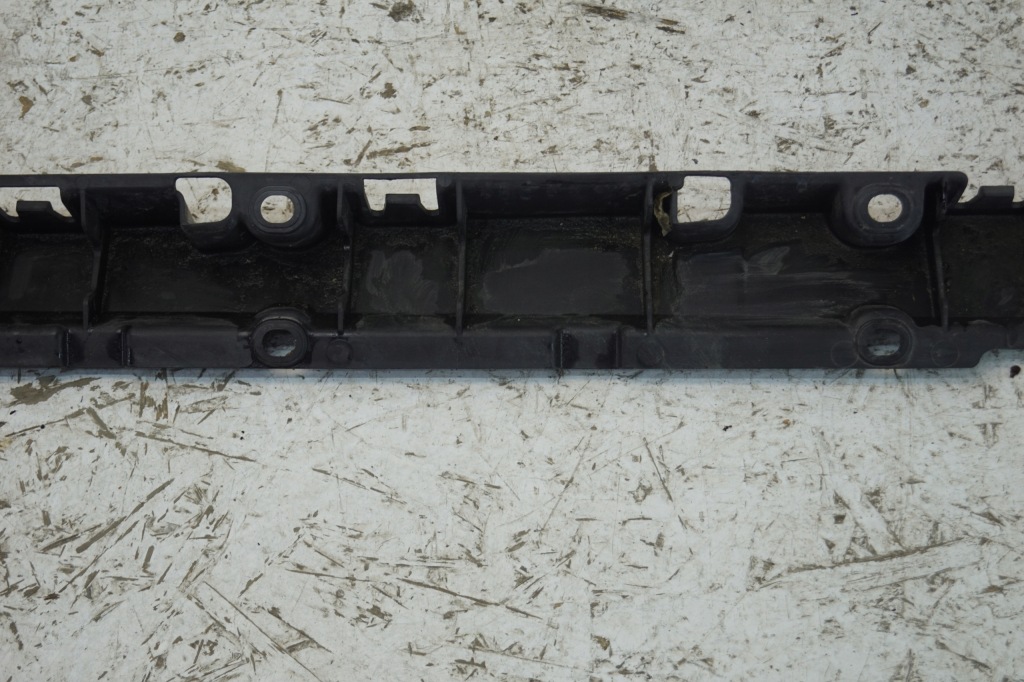 Кронштейн  правый  кронштейн порог bmw x5 e70 7207196 Цена