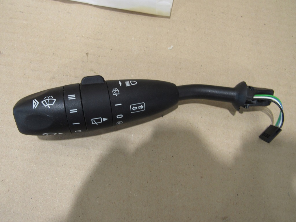 Mercedes w 245 b-klasa переключатель  переключатель под руль Недорого