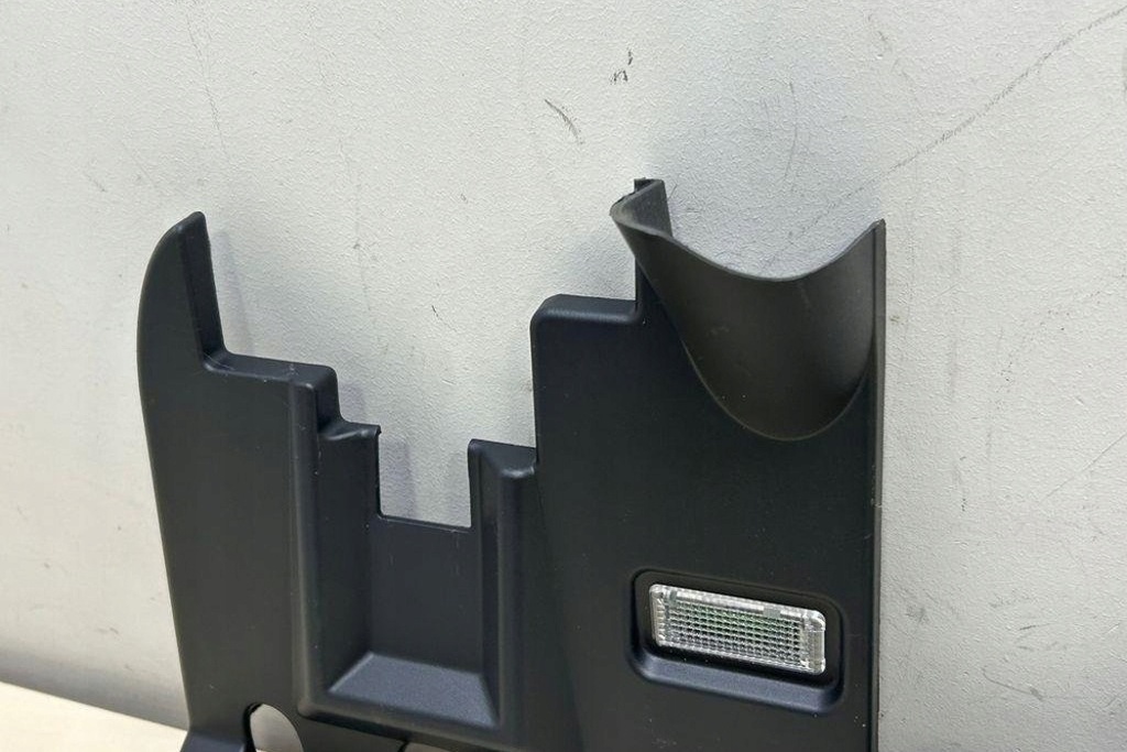 фото №7, Нижня молдинг декоративна панелі приладової панелі porsche cayenne 92a 7p5815173d