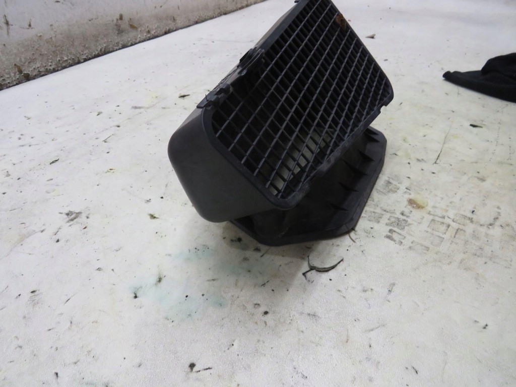 фото №1, Впуск повітрозабірник повітря audi q5 8r 3.2 fsi