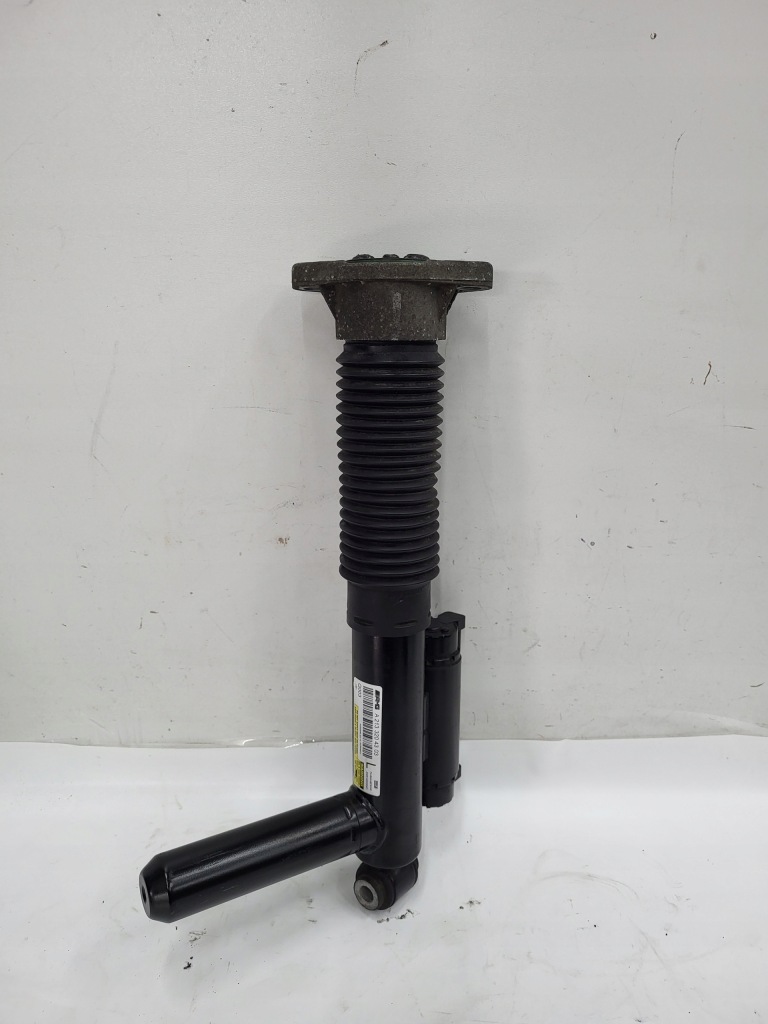 Купити Амортизатор задній лівий правий mercedes w213 6.3 amg