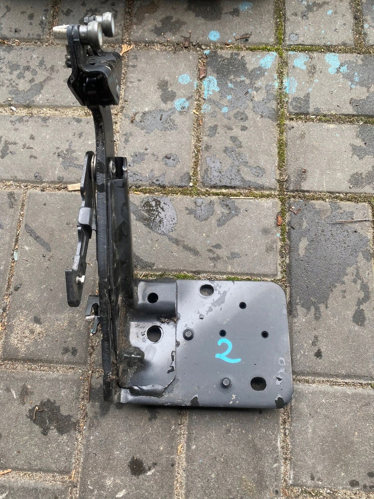 Renault master iii 2.3dci ролик дверь раздвижных 745961469r Цена