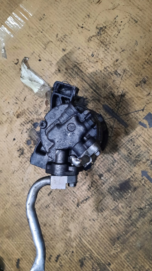 фото №4, Компрессор кондиционера nissan primera 2.2d 05r