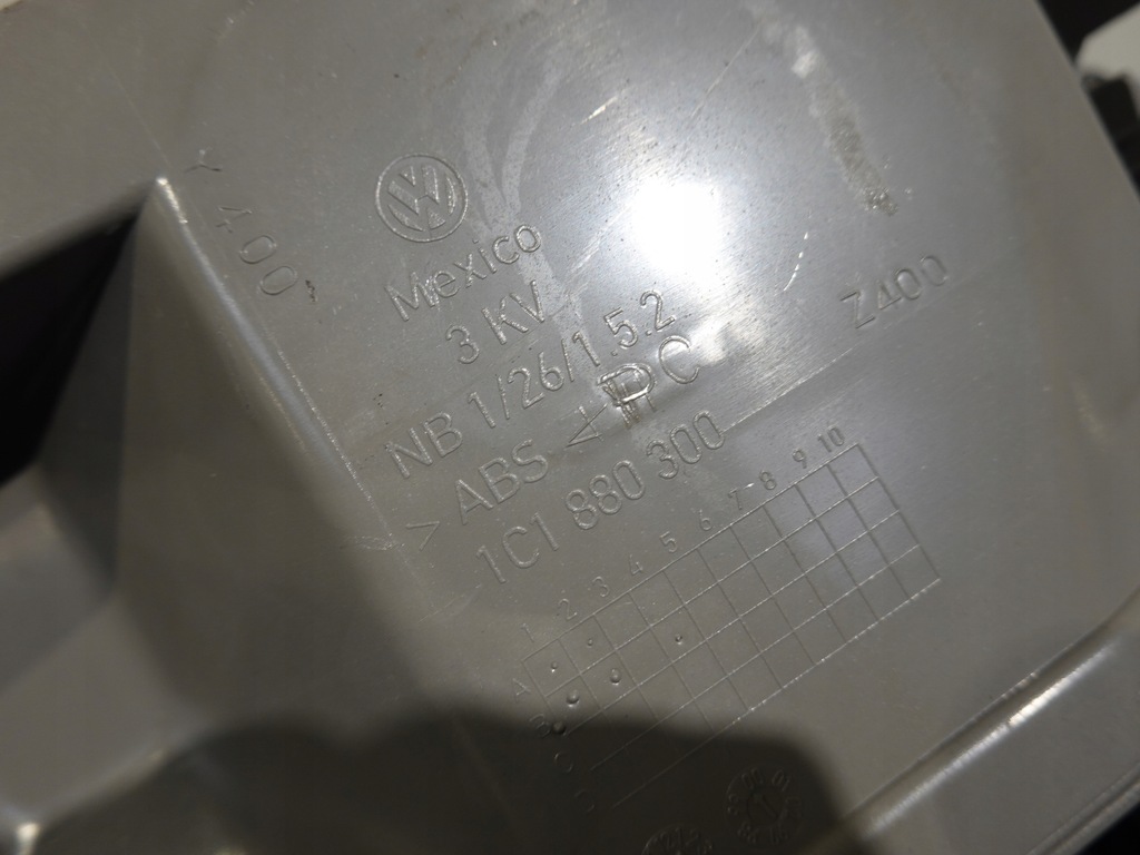 фото №9, Vw new beetle 1c0 1998-2004 бардачок пассажира szary оригинал