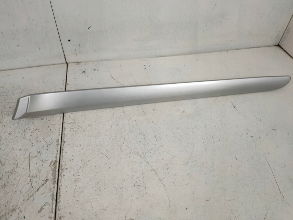 фото №1, Seat exeo молдинг оббивка ліва перед 3r0867409