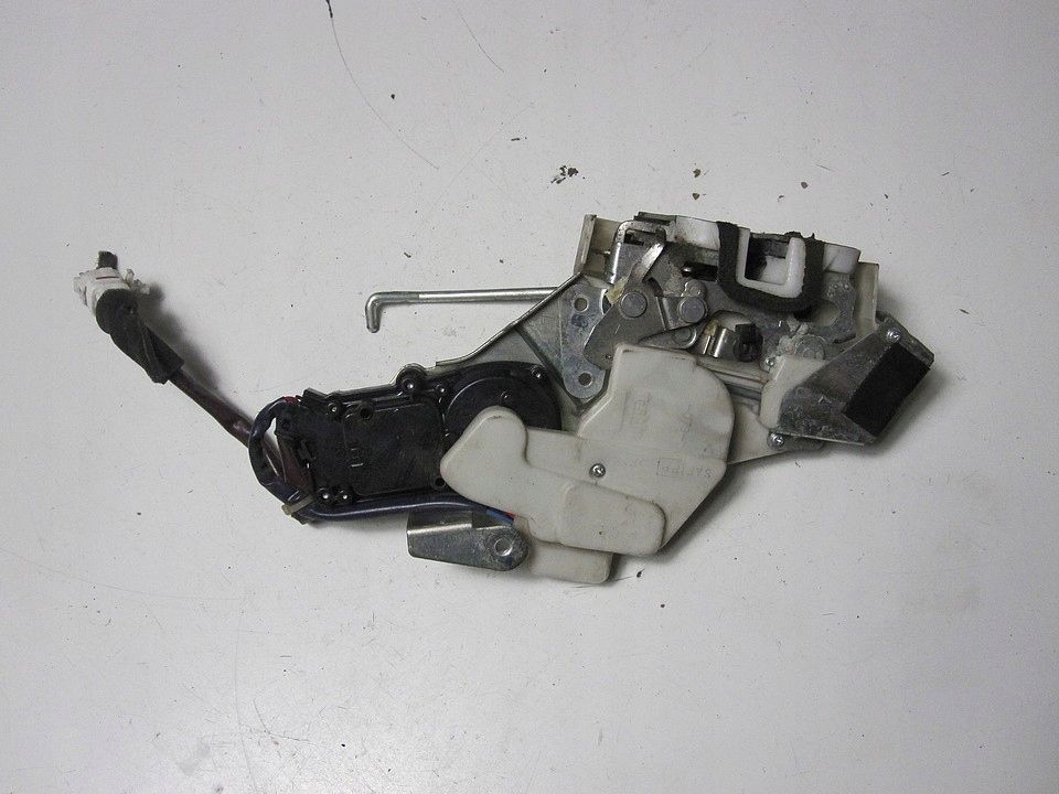 фото №9, Замок двері задній лівий suzuki liana 07r