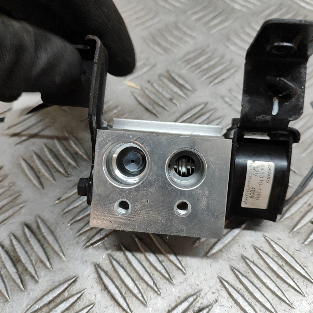 фото №5, Nissan leaf ii ze1 2018 клапан расширительный кондиционера a/c