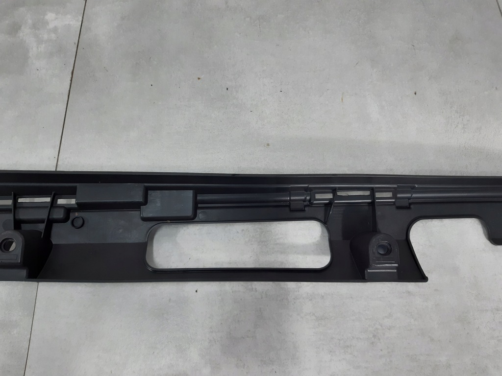 фото №11, Mercedes ml w166 направляющая кронштейн порог правое a1666980227