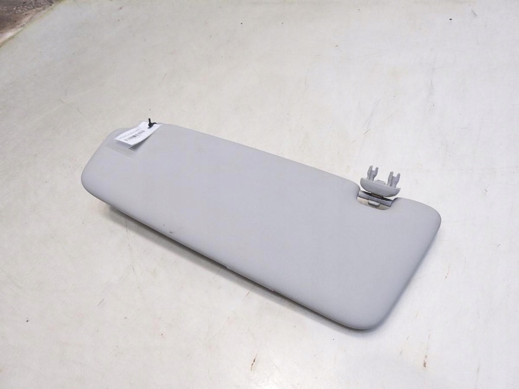 фото №9, Козирок захист права audi a3 8p 8e0857562