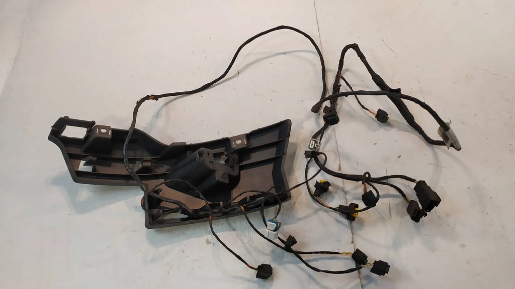 фото №9, Направляющая кронштейн бампера перед жгут citroen c5 iii